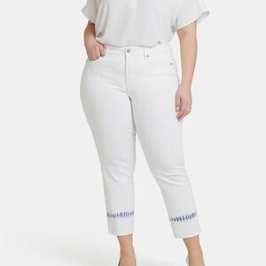 NYDJ White Cropped Jeans with Blue Detailing